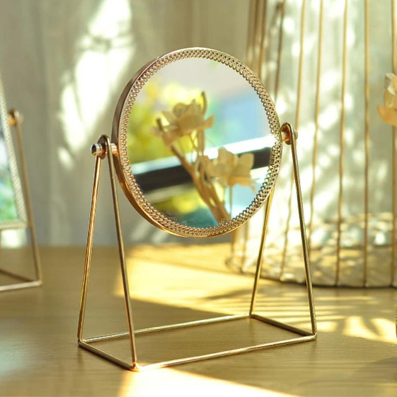 golden beauty mirror