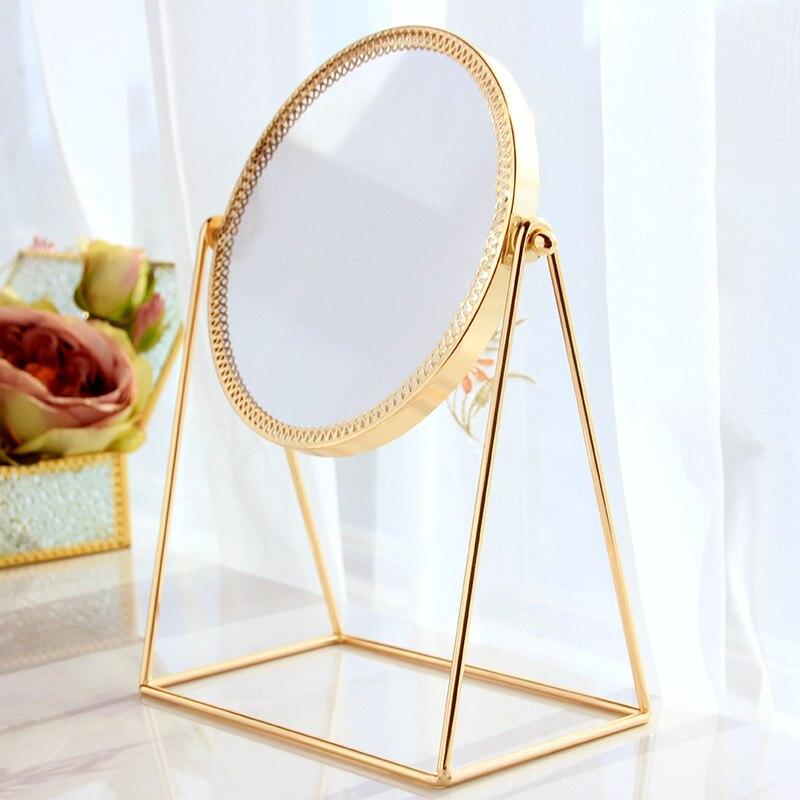 golden beauty mirror